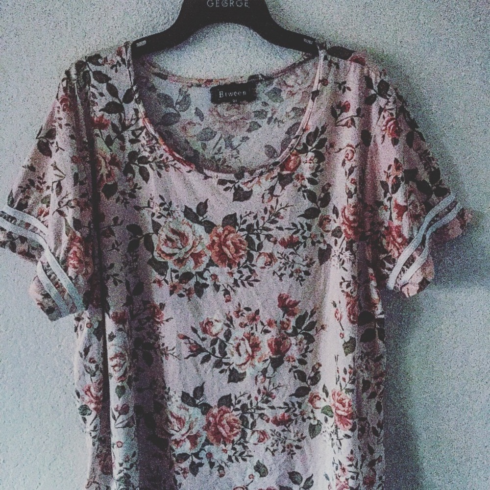 Floral print T-shirt